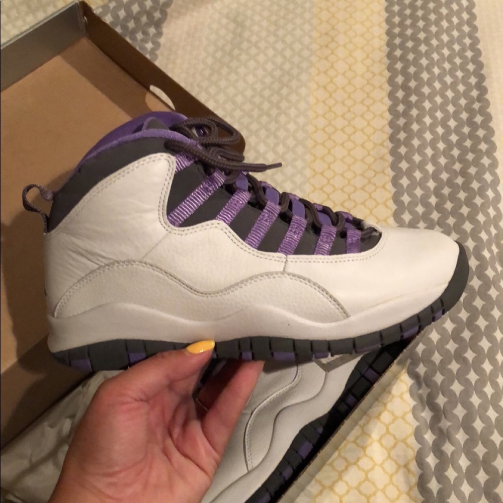 Air Jordan Ten Retro - Women’s Violet & Graphite